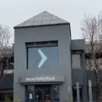 What caused the Silicon Valley Bank to collapse?